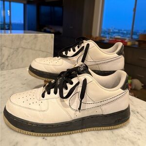 MEN’S Nike Air Force 1 White and Black Sneakers